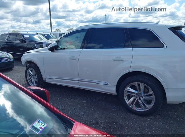 WA1LJAF71MD000666 2021 AUDI Q7 White Widok wnętrza 360 stopni
