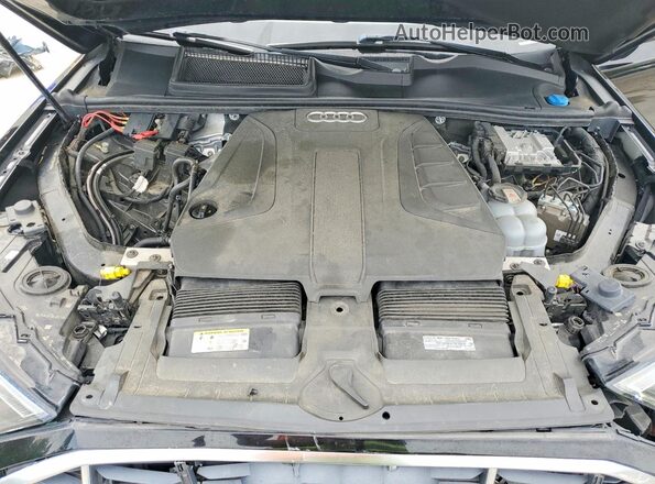 WA1LJAF71MD018679 2021 AUDI Q7 Black Widok komory silnika