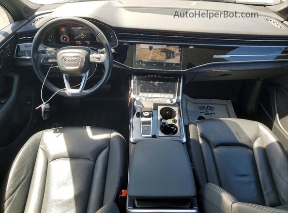 WA1LXAF71MD000763 2021 AUDI Q7 White Вид панелі приладів