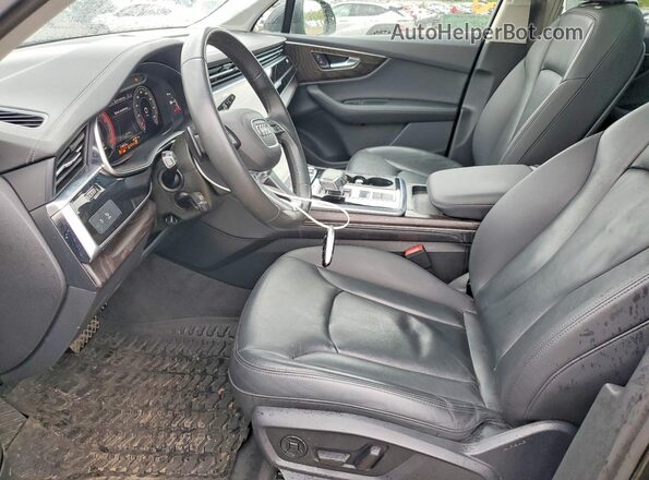 WA1LXBF74PD007667 2023 AUDI Q7 Черный Вид салона спереди
