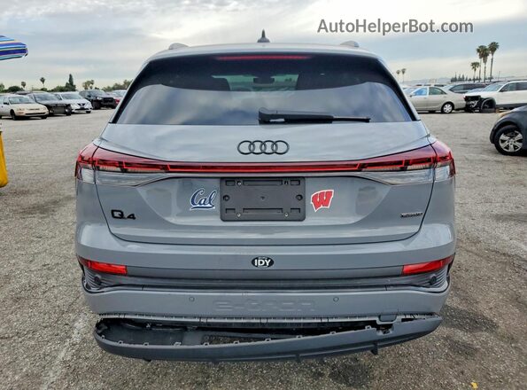 WA1M2BFZ7NP052585 2022 AUDI Q4 Gray Вид ззаду