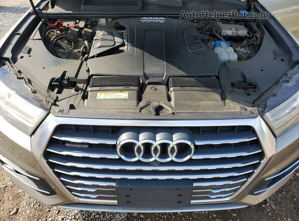 WA1VAAF70HD019059 2017 AUDI Q7 Желто-коричневый Вид подкапотного пространства