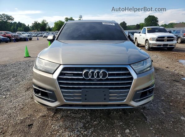 WA1VAAF70HD019059 2017 AUDI Q7 Желто-коричневый Вид спереди