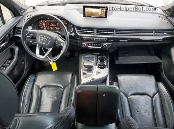 WA1VAAF74HD006802 2017 AUDI Q7 Gray Вид панелі приладів