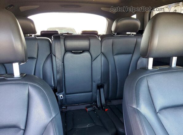 WA1VAAF74HD058382 2017 AUDI Q7 Черный Вид задних сидений