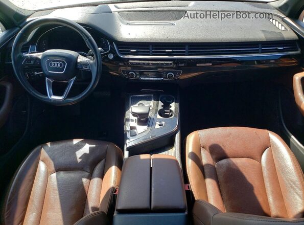 WA1VAAF78JD017985 2018 AUDI Q7 Белый Вид панели приборов