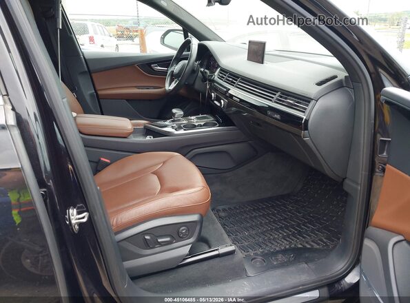 WA1VAAF78JD043146 2018 AUDI Q7 Black Widok wnętrza z przodu