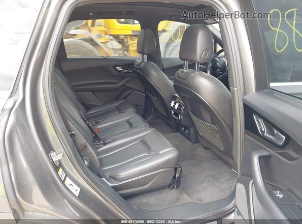 WA1VAAF78KD020726 2019 AUDI Q7 Серый Вид задних сидений