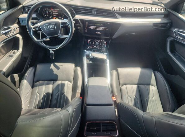 WA1VAAGE3KB006838 2019 AUDI E-TRON Charcoal Vista del salpicadero