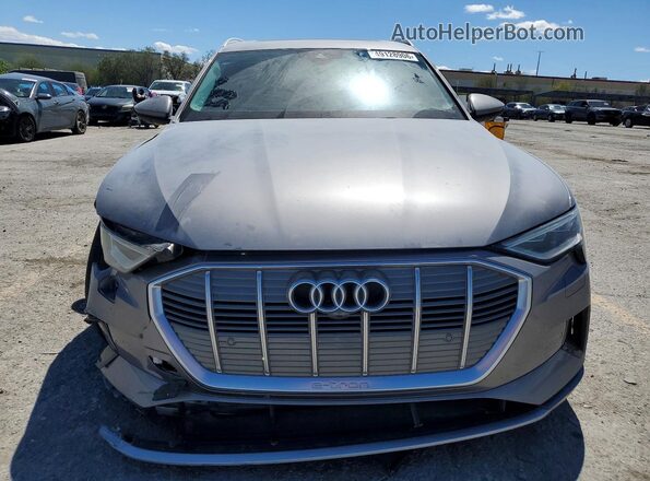 WA1VAAGE7KB024954 2019 AUDI E-TRON Silver Front view