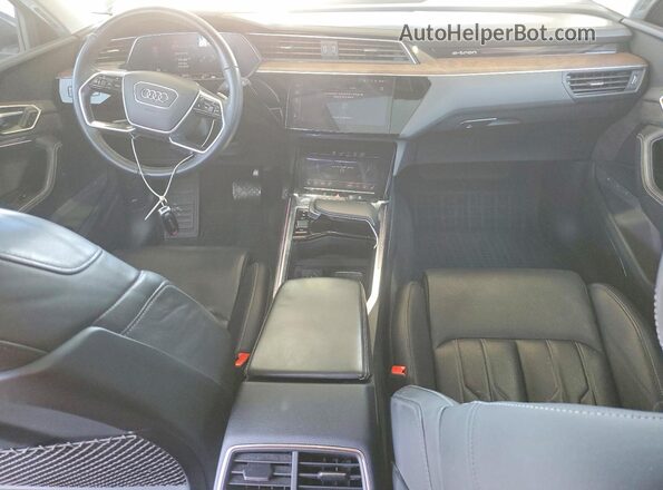 WA1VAAGEXKB023023 2019 AUDI E-TRON Gray Widok deski rozdzielczej