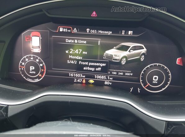 WA1VABF70HD017611 2017 AUDI Q7 White Vista de los asientos traseros