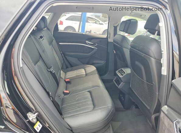 WA1VABGE2KB008490 2019 AUDI E-TRON Black Rear interior view