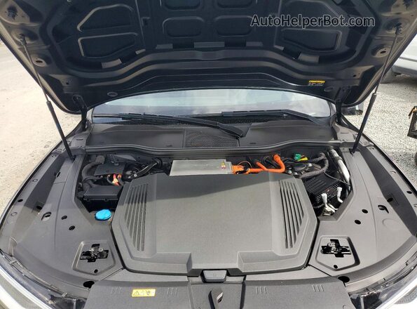 WA1VABGE2KB008490 2019 AUDI E-TRON Black Engine compartment view