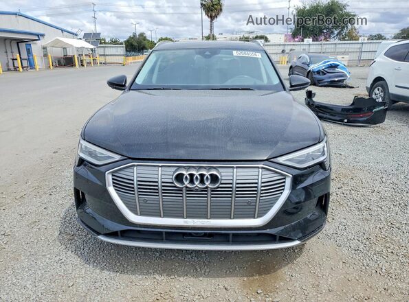 WA1VABGE2KB008490 2019 AUDI E-TRON Black Front view