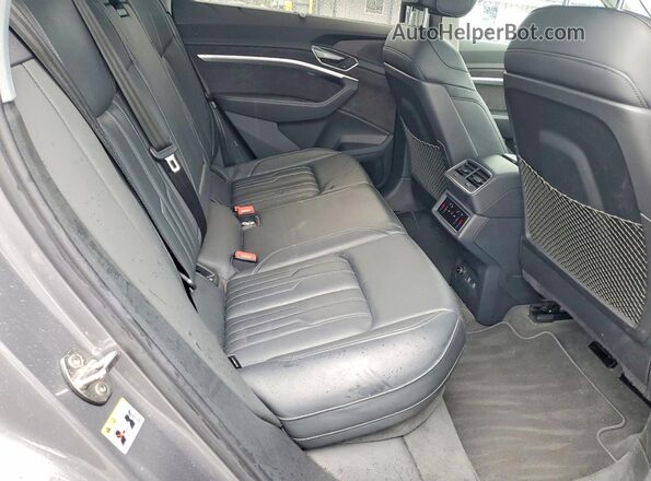 WA1VABGE2KB020767 2019 AUDI E-TRON Серый Вид задней части салона
