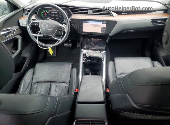 WA1VABGE2KB020767 2019 AUDI E-TRON Серый Вид панели приборов