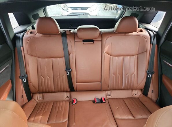 WA1VABGE3KB021877 2019 AUDI E-TRON Бирюзовый Вид задних сидений