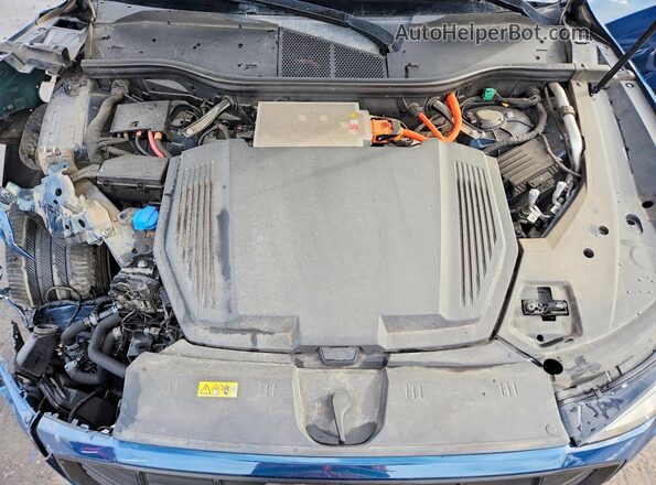 WA1VABGE3KB021877 2019 AUDI E-TRON Бирюзовый Вид подкапотного пространства