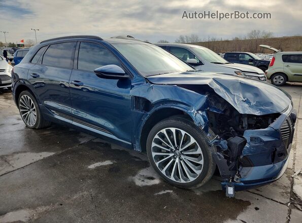 WA1VABGE3KB021877 2019 AUDI E-TRON Бирюзовый Передняя правая четверть