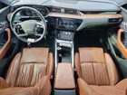 2019 Audi E-tron Prestige Бирюзовый vin: WA1VABGE3KB021877