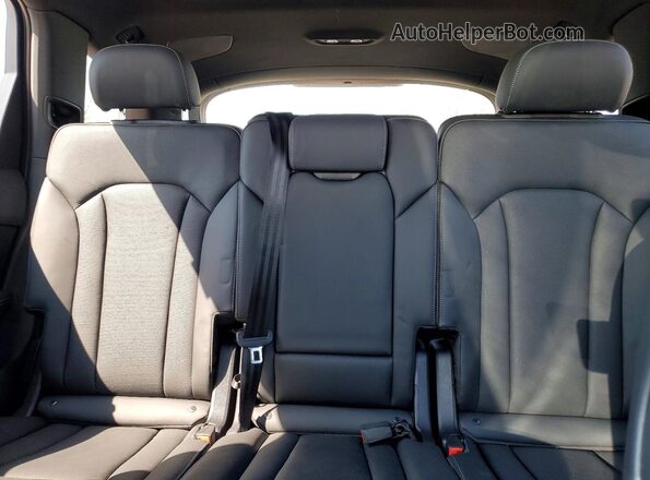 WA1VVBF78SD005430 2025 AUDI Q7 Серый Вид задних сидений