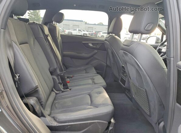 WA1VXBF70PD024815 2023 AUDI Q7 Серый Вид задних сидений