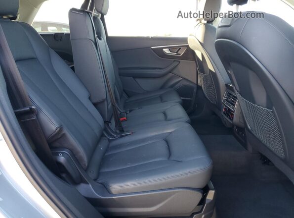 WA1VXBF72PD020846 2023 AUDI Q7 Silver Rear seats view