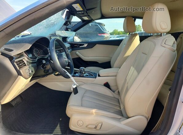 WAU2AGF50NN003098 2022 AUDI A5 Серебряный Вид салона спереди