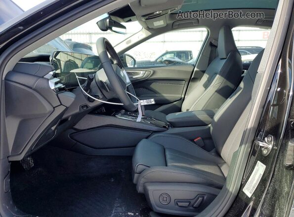 WAU2BCFU9SN085082 2025 AUDI A5 Черный Вид салона спереди