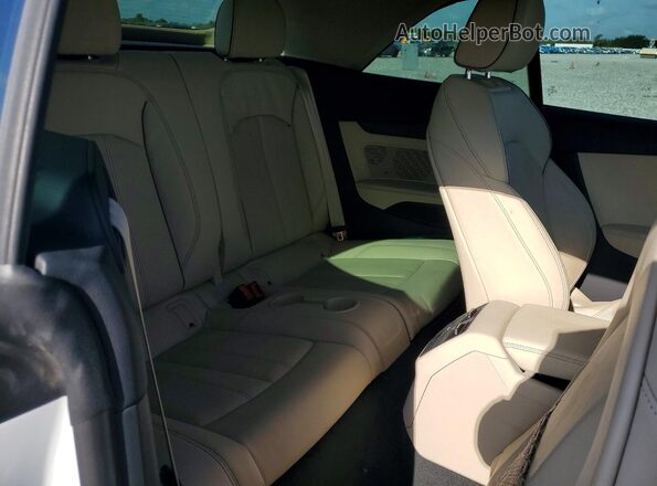 WAU5AGF5XRN001040 2024 AUDI OTHER Белый Вид задних сидений