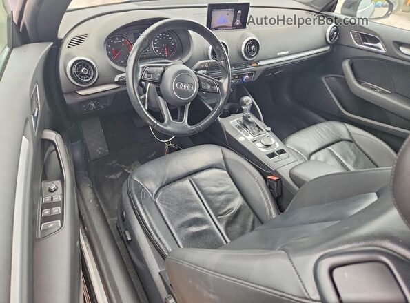 WAU6ULFF5H1063903 2017 AUDI A3 Black Vista del salpicadero