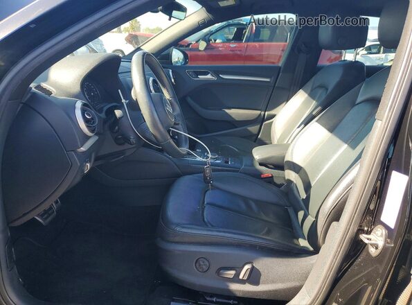 WAUAUGFF0KA099989 2019 AUDI A3 Black Вид салону спереду