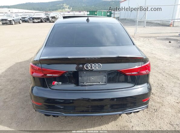 WAUB1GFF7J1060134 2018 AUDI S3 Черный 