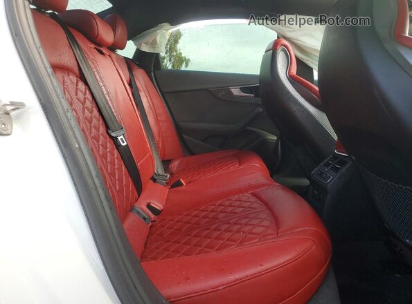 WAUB4AF45MA006953 2021 AUDI S4 White Widok tylnych siedzeń