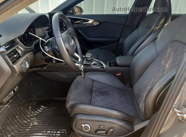 WAUB4AF46PA012250 2023 AUDI S4 Серый Вид салона спереди