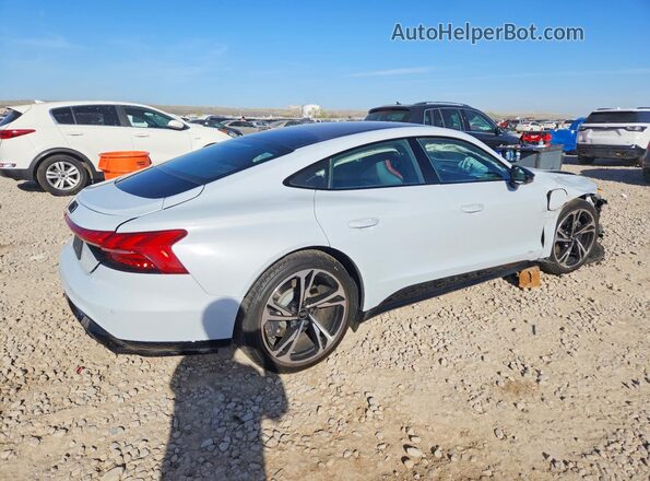 WAUCJBFW7R7002041 2024 AUDI E-TRON White Tył prawy