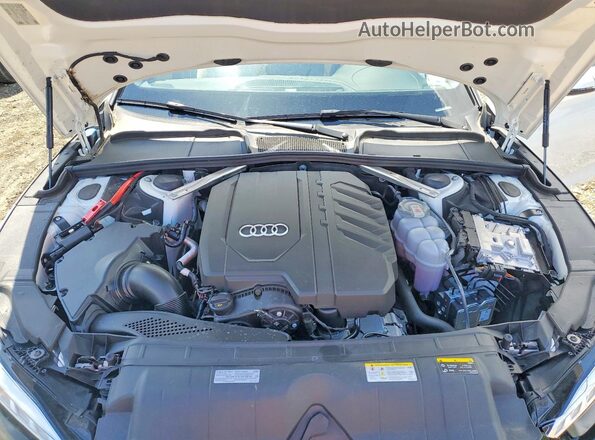 WAUDACF51SA018908 2025 AUDI A5 White Widok wnętrza z tyłu