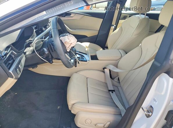 WAUDACF51SA018908 2025 AUDI A5 White Widok wnętrza z przodu