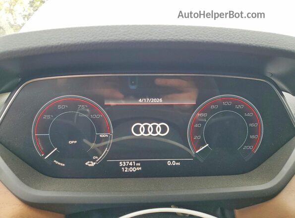 WAUDJBFW0P7005395 2023 AUDI E-TRON Серебряный Вид щитка приборов