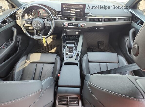 WAUDNAF47LA047525 2020 AUDI A4 Белый Вид панели приборов