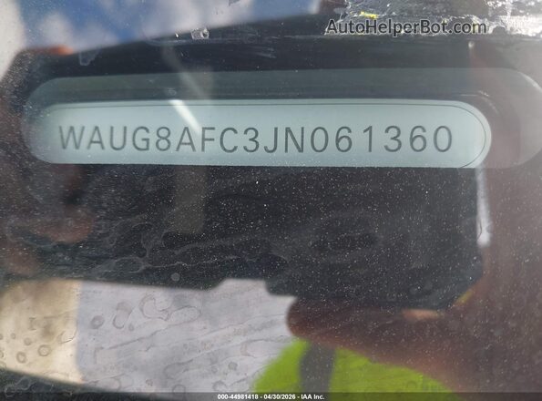 WAUG8AFC3JN061360 2018 AUDI OTHER White Вид підкапотного простору