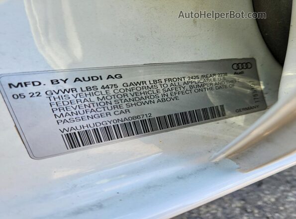 WAUHUDGY0NA086712 2022 AUDI A3 White Vista del compartimento del motor