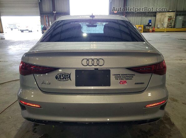 WAUHUDGY2RA130442 2024 AUDI A3 Silver Vista trasera