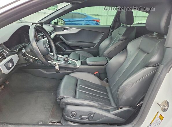 WAUTNAF55JA001872 2018 AUDI A5 White Widok wnętrza z przodu