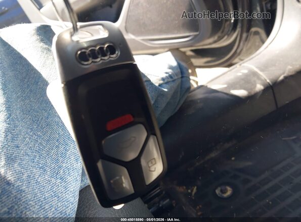 WAUTNAF55JA126290 2018 AUDI OTHER Gray Vista del salpicadero