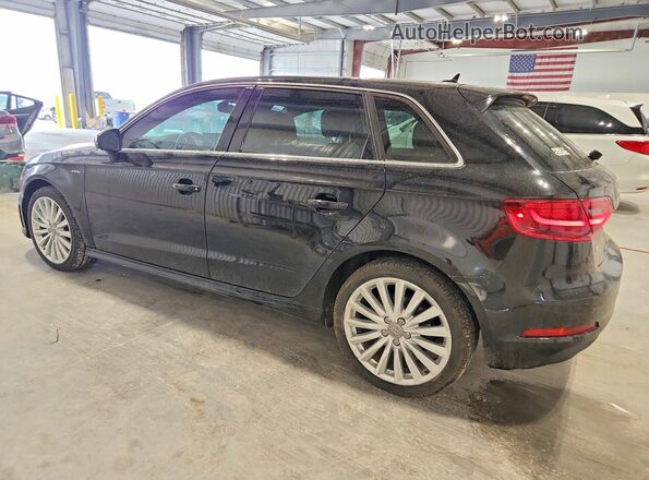 WAUTPBFF0GA048776 2016 AUDI A3 Black Tył lewy