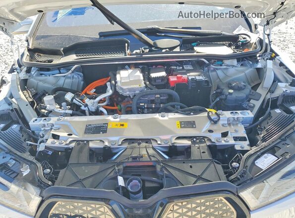 WB533CF04SCU56433 2025 BMW IX White Engine compartment view