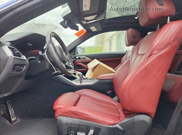 WBA13AR04NCJ06202 2022 BMW M4 Blue Widok wnętrza z przodu