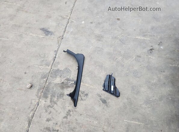 WBA13AR05MCF44163 2021 BMW M4 Gray Vista del compartimento del motor